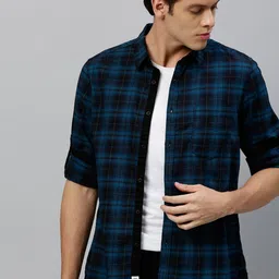Roadster Men Teal Blue & Black Regular Fit Checked Sustainable Casual Shirt-picture-9
