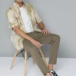 HERE&NOW Men Olive Green Solid Slim Fit Chinos Trousers-image-35