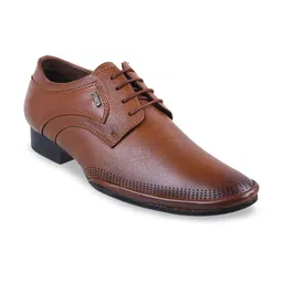 Metro Men Tan Brown Textured Formal Leather Derbys-image-25