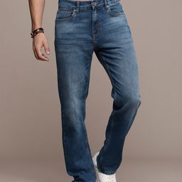 Roadster Men Light Fade Regular Fit Stretchable Jeans-image-9
