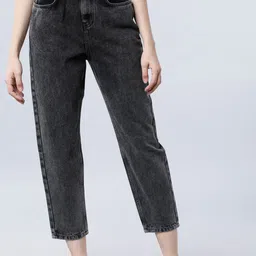 Tokyo Talkies Women Black Slim Fit Cropped Jeans-picture-29