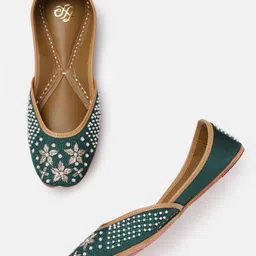 House of Pataudi Women Ethnic Embellished Mojaris-12
