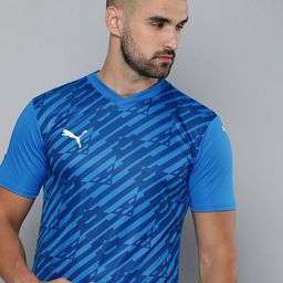 Puma Printed TeamULTIMATE V-Neck dryCELL Slim Fit Football T-shirt-image-75