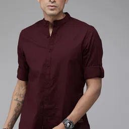 Roadster Men Burgundy Regular Fit Solid Casual Sustainable Shirt-image-69