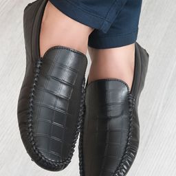 Prolific Men Black Lightweight Driving Shoes-image-85