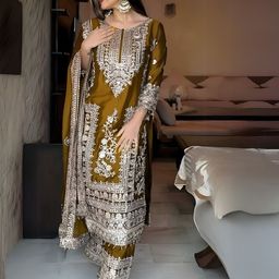Piludi Women Embroidered Kurta with Trousers & With Dupatta-image-92