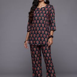 Varanga Floral Foil Printed Tunic With Trousers & Scrunchie-picture-11
