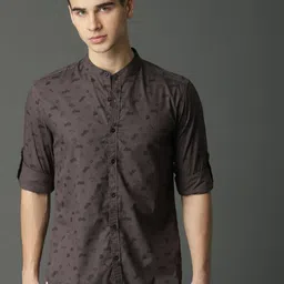 Roadster Men Grey & Black Regular Fit Printed Casual Shirt-image-19