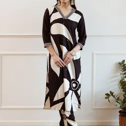 Indo Era Women Floral Printed Regular Kurta with Trousers-picture-15