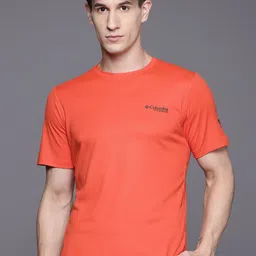 Columbia Men Brand Logo Printed Summit Valley Crew T-shirt-image-97