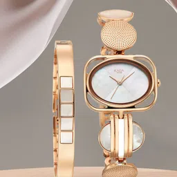 Titan Women Bracelet Style Metal Straps Analogue Watch 95225WM01F-25