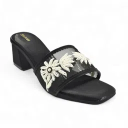 SHRIVAS BY ARCHITA MEHTA Embellished Open Toe Block Heels image 5