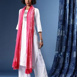 Taavi Geometric Printed Jaal Cotton Dupatta image 4