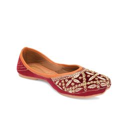 Anouk Women Embellished Ethnic Mojaris Flats-image-93
