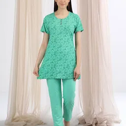 Duchess Abstract Printed Night Suit-28