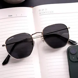 HASHTAG EYEWEAR Unisex Square Sunglasses With Polarised and UV Protected Lens HT2026-0