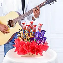 Chocolatey Wishes With Guitarist 10 to 15 Min-image-69