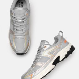 HRX by Hrithik Roshan Men Striped Running Shoes-picture-14