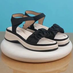 Mochi Women's Black Ankle Strap Wedges-image-6