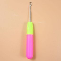 LOOM TREE Latch Hook Set for Rag Rug Making Kit & Tool, 7pcs, Wood & Plastic Handle, Metal Hook, Easy to Use image 3