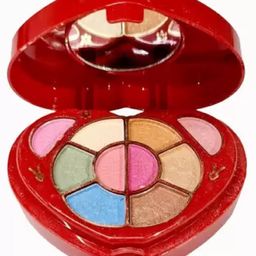 fitbyte FITBYTEHeart-Shaped Makeup Palette, 3-Layer Compact with Eyeshadow and Blush, Travel-Size Cosmetic Set with Mirror image 4