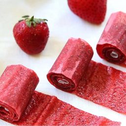 generic Betty Crocker Fruit Roll-Ups Strawberry Flavor Offer a Fun Way To Sneak in a Little Bit Of Fruit With Every Bite 141g image 3