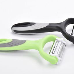 bagonia Bagonias 3-in-1 Multi-Functional Peeler – Stainless Steel Straight, Serrated, and Julienne Blades for Potatoes, Carrots, Vegetables, Fruits, and Salads (Black/Gray, Pack of 1) image 1