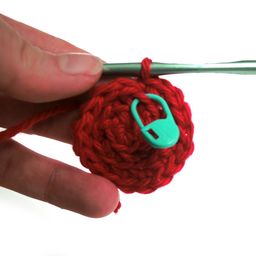 Gemsy Premium Crochet Locking Stitch Markers Set of 25 - Essential Tools for Precise Crocheting - Knitting Stitch Counter and Markers - Crochet Hook for Knitting - Perfect for All - Easy to Use - DIY image 5