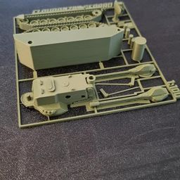 Flakpanzer Gepard Military Tank Model Kit, Plastic Assembly Parts, Scale Model image 3