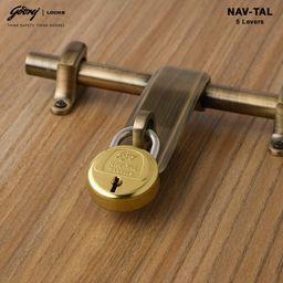 godrej locking solutions and systems Godrej Locks I Navtal 5 levers 40mm I with 3 Keys I Padlock for Main Door I Gate Lock I Lock for Tool Box, Shutters, Shops & Offices I Corrosion Resistant Shackle I Silver Finish image 2