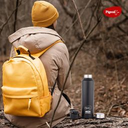 Pigeon Inox Hydra Duo, Dual Cap, Flipper Cap and Fridge Cap in one bottle, Easy to use, Multipurpose all in one bottle 900ml, Black image 5