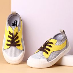 Cute Walk by Babyhug Slip-On Casual Shoes - Grey-image-98