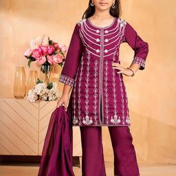 Muhuratam Girls Printed Kurta Set-image-49