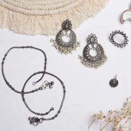 Teejh Pitara Collection Aneesha Silver Oxidized Jewellery Set-picture-6