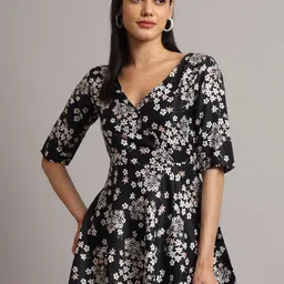 DHAKRE FASHION Women Floral Printed Satin Wrap Top-picture-12