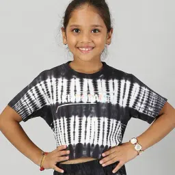 Kiddopanti Kids Black Printed Crop Top-image-45
