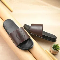 KASTAVA Men Printed Sliders-picture-48