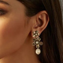 Shaya 92.5 Sterling Silver Oxidized Rei K Earrings for Women-image-6