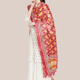 Dupatta Bazaar Red Printed Dupatta image 3