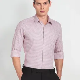 Arrow Red Cotton Slim Fit Checks Shirt-picture-30