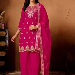 CREEPER Women Floral Embroidered A-Line Kurti with Palazzo & Dupatta-picture-18