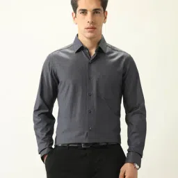 Arrow Grey Cotton Slim fit Self Formal Shirt-image-68