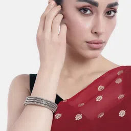 Peora Set of 4 Silver-Plated Bangles image 2