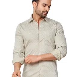 ATLANCE Geometric Printed Spread Collar Cotton Casual Shirt-image-64