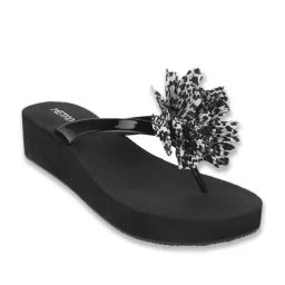 Metro Women's Black Thong Wedges-image-57