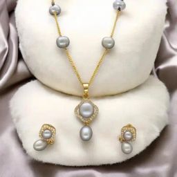 Sri Jagdamba Pearls Mehri Pearl Pendant Set for Women-image-73