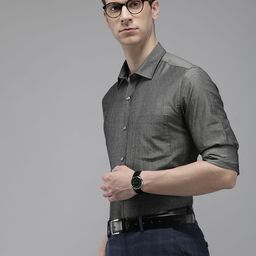 Park Avenue Textured Slim Fit Opaque Cutaway Collar Formal Shirt-image-68