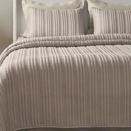 SANSAAR A DDECOR BRAND LIVE CONSCIOUSLY Grey Self Design Cotton 3 Piece Bedding Set-image-56
