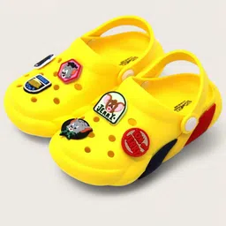 Svaar Unisex Kids Embellished Rubber Clogs-22