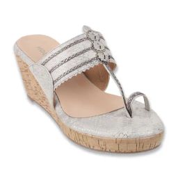 Mochi Women's Grey Kolhapuri Sandals-image-45